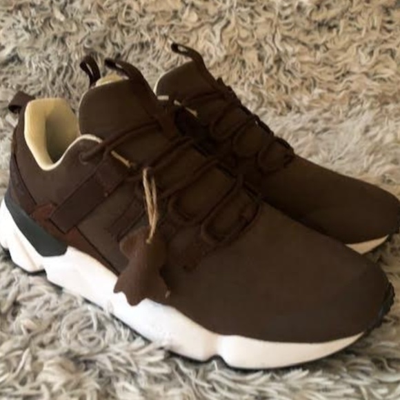 Brown Nubuck Casual/Hiking Shoes - Picture 3 of 6